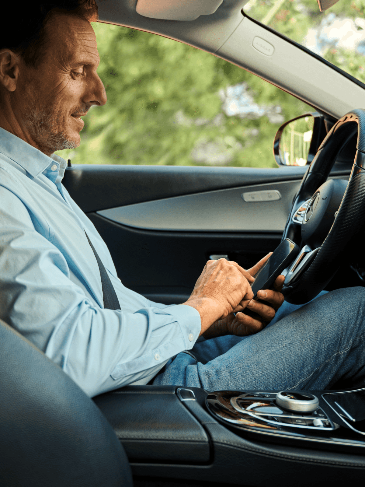 Άνδρας που οδηγεί